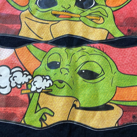 Funny Baby Grogu Tee. Preowned. Size LG. - Picture 6 of 7